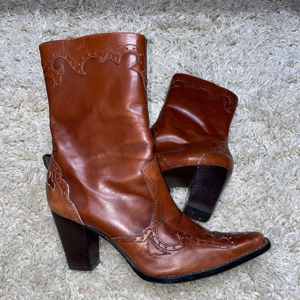 FALL SALE Leather Detailed Cowboy Heeled Boots